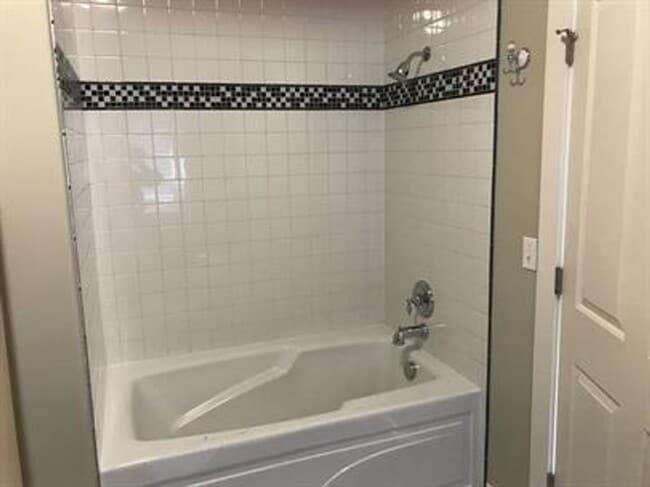 Photo - 4484 Alexander St Unit House