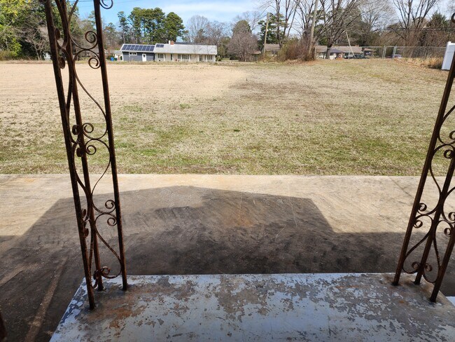 Photo - 6911 Hickory View Ln