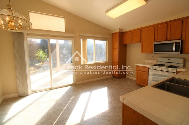 Photo - Updated 4bd/2ba Elk Grove Home with 2 Car Garage