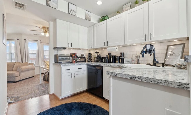 Photo - 8 Deer Run Ct Unit 8B