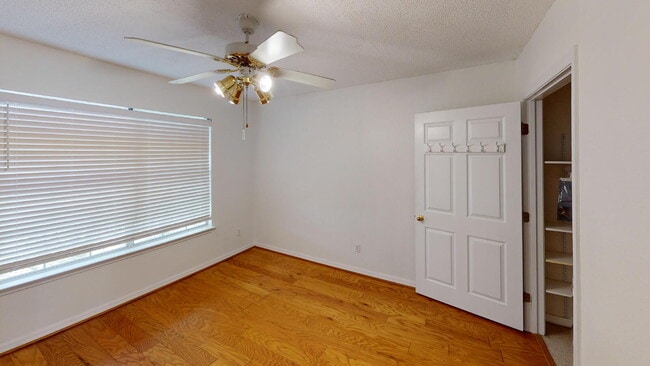 Spacious 3-Bedroom Home in Prime North Pensacola Location
