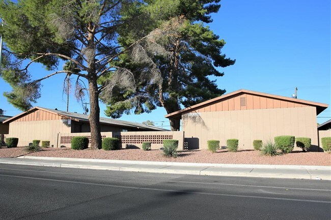 Garden Creek - Garden Creek Apartments