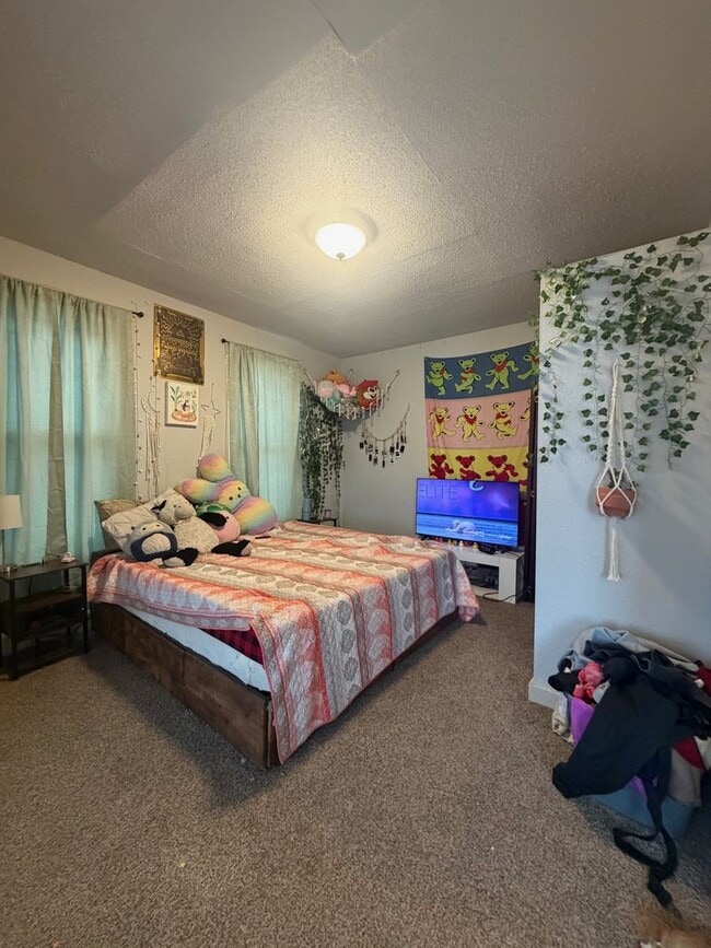 Photo - 907 Forest St Unit 1