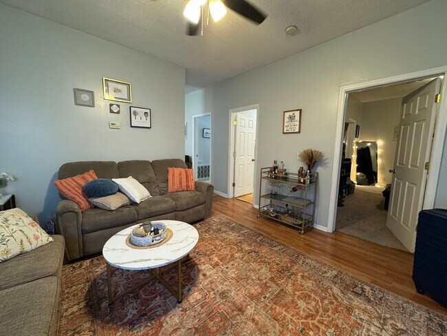 Photo - 3254 Berwyn Pl Apartment Unit 2