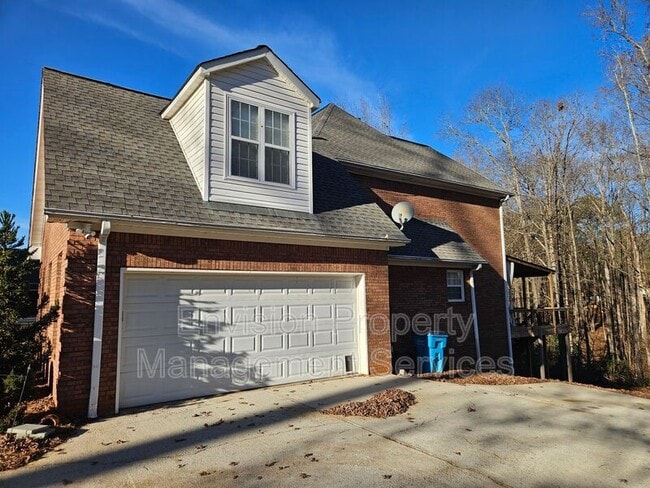 Photo - 192 Ashley Dr