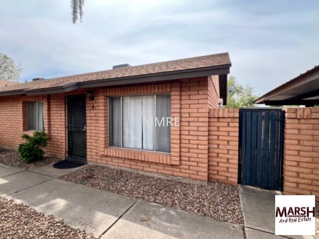 Building Photo - Nice 3 bedroom condo/townhouse in Tempe!