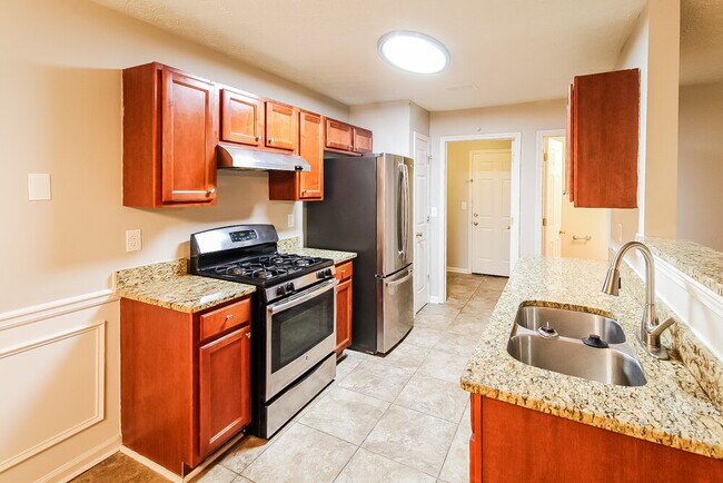 Photo - 581 Shadow Valley Ct