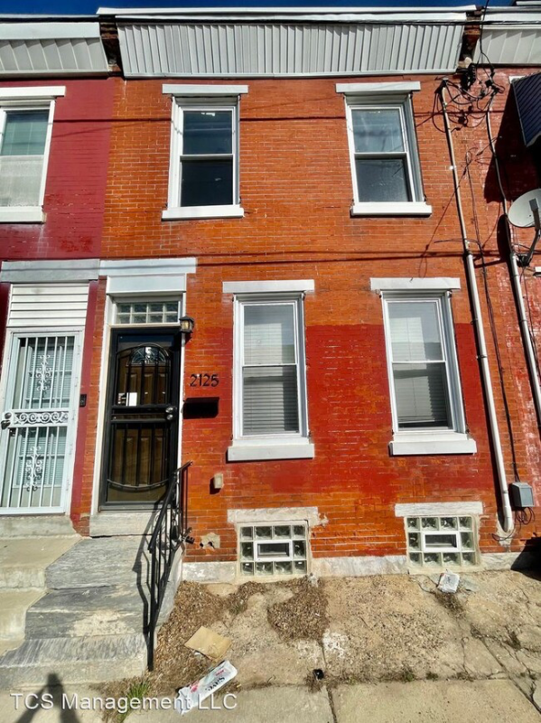 Photo - 2125 W Seybert St