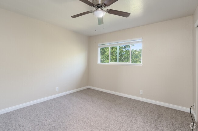 1HAB, 1BA - 600 ft² - Parklane Apartments