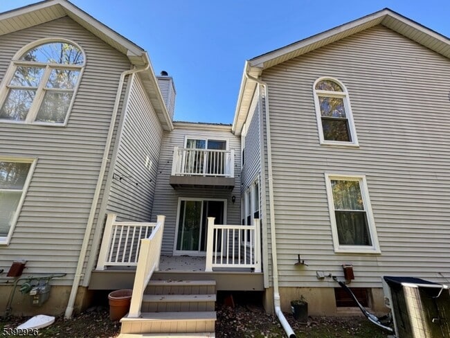 Photo - 18 Arthurs Ct