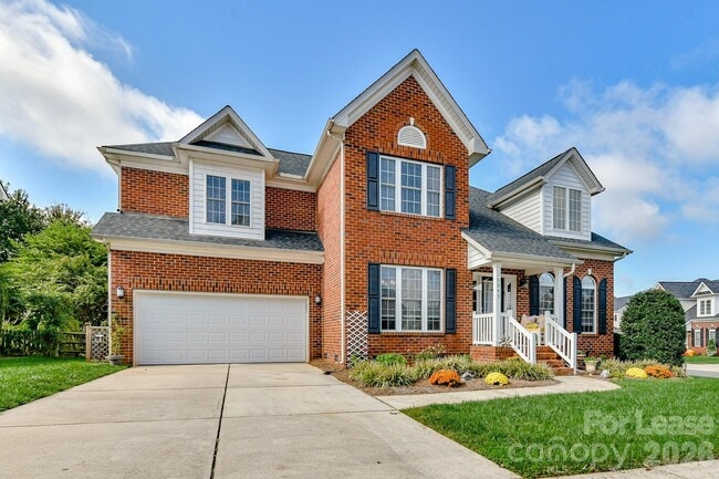 Photo - 10645 Castlehill Dr