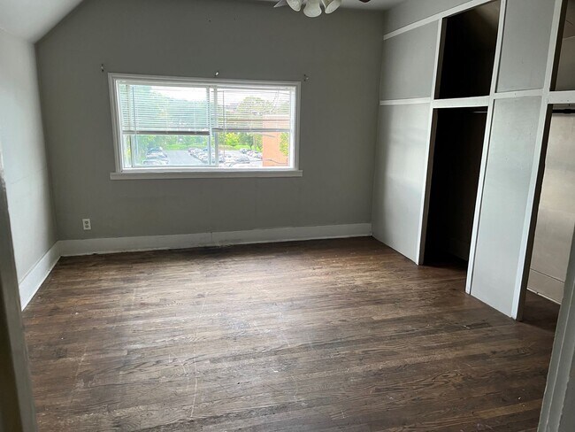 Photo - 807 Hawley Ave Unidad Apt. 2