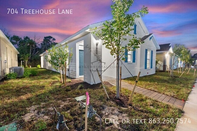 Photo - 704 Treehouse Ln