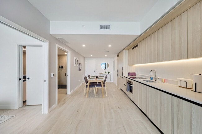 Photo - 40 NW 3rd St Unidad SI ID1523917P