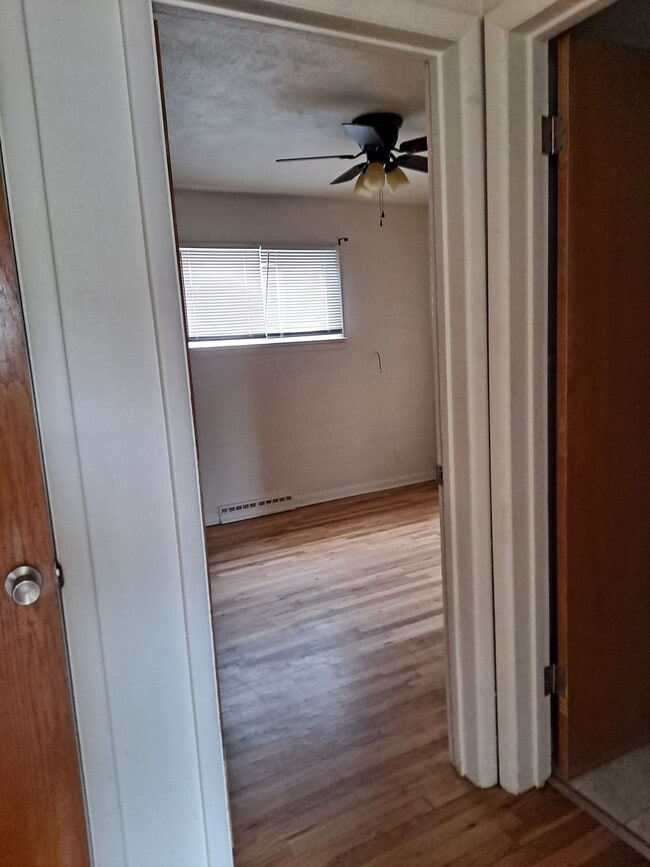 Photo - 949-4 Pendragon 426-426 1/2 Polk Street Unidad 949-4 Pendragon 426 Polk Street