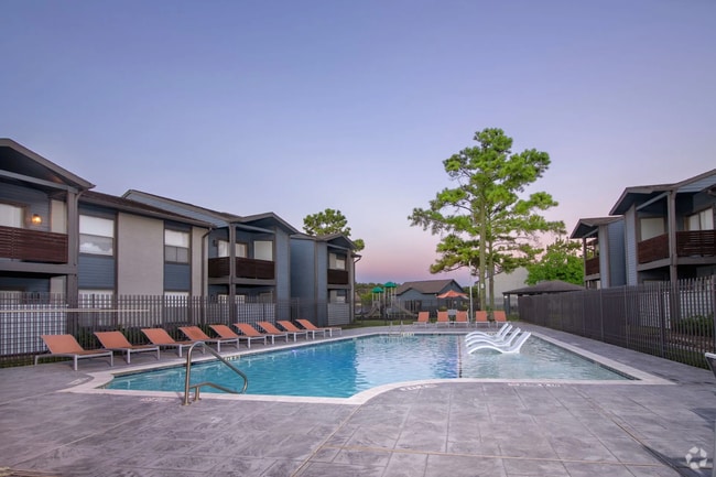 Building Photo - Steepleway Downs Rental