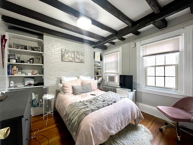 Photo - 8 Champney Pl