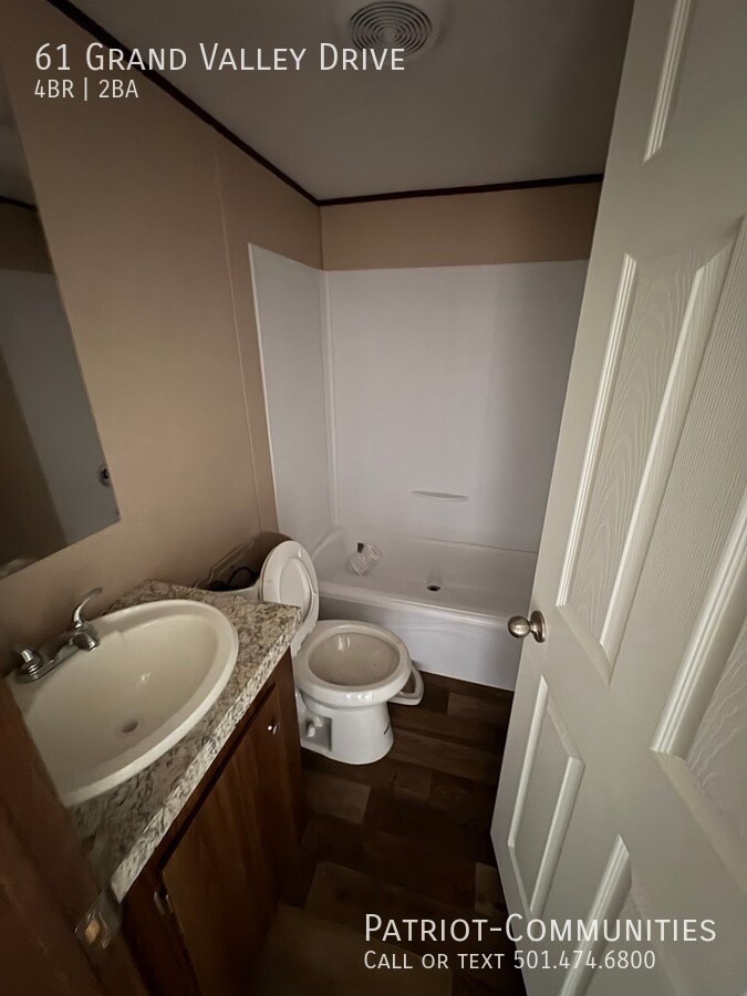 Photo - 61 Grand Valley Dr