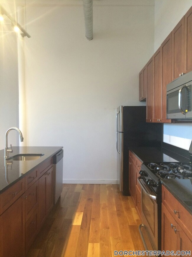 Photo - 600 Columbia Rd Unidad 11