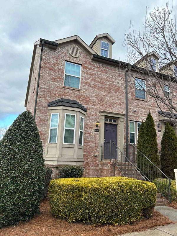 Building Photo - 400 Armour St