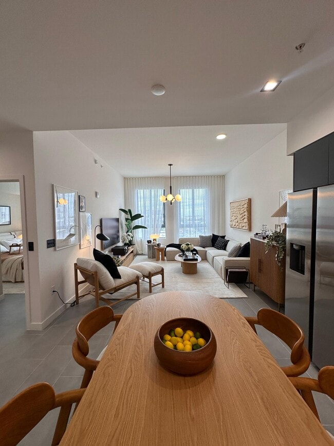 Building Photo - 268 NW 31st St Unit A3 Rental