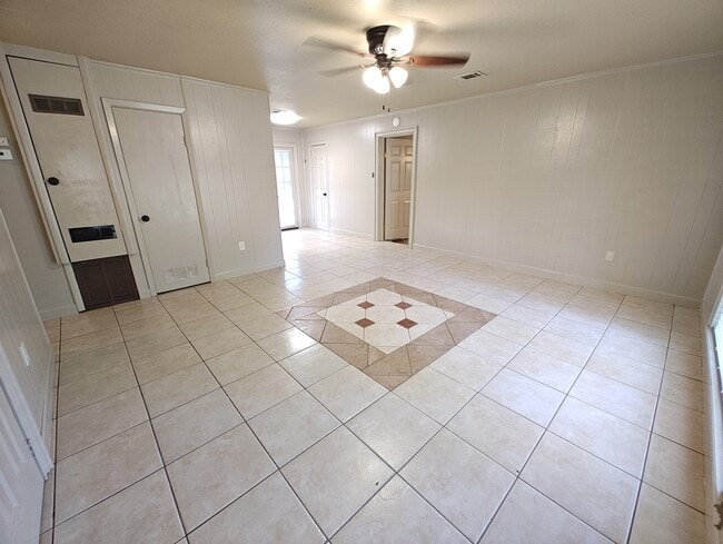 Photo - 2111 Arkansas Ave