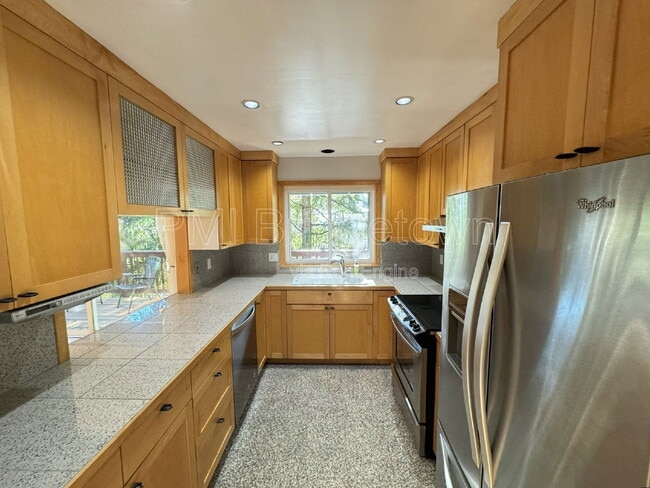 Photo - 307 Cervantes Cir