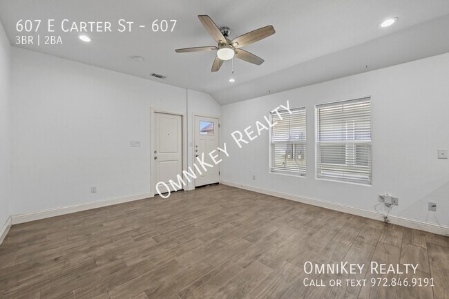 Photo - 607 E Carter St Unidad 607