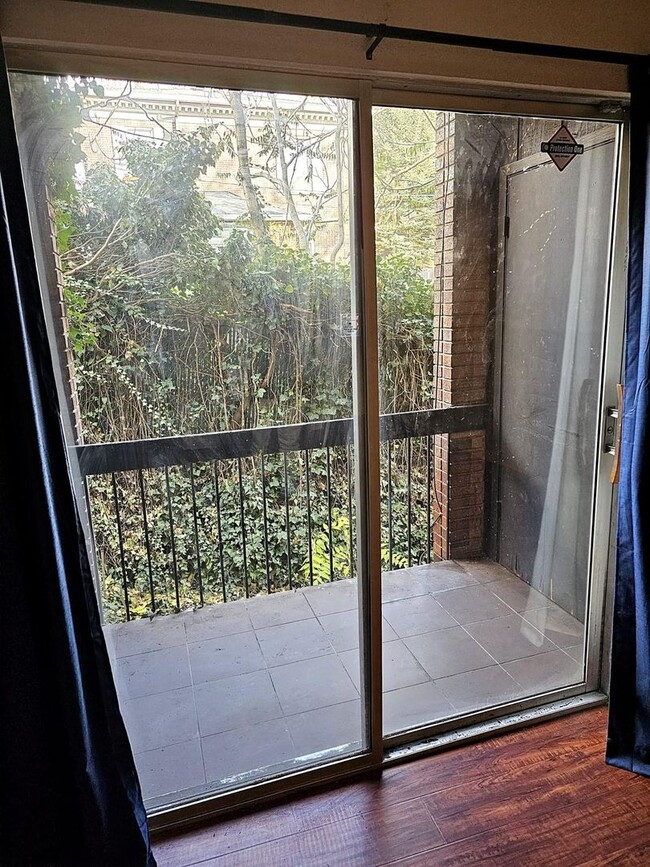 Photo - Large Private Guy Room Downtown ASAP - Balcony, Storage and more Unit 8 - 8A