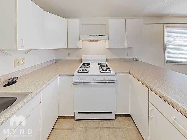 Photo - 409 13th St Unidad B