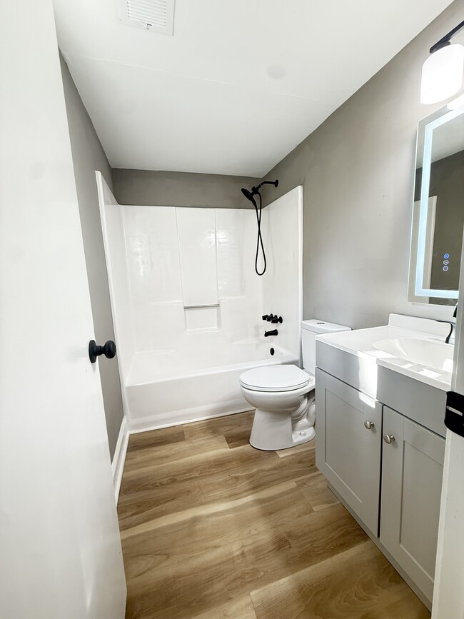 Photo - 2715 Cordite Loop