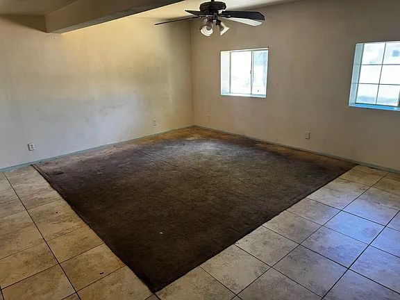 Photo - Large 5 bedroom single story ranch house