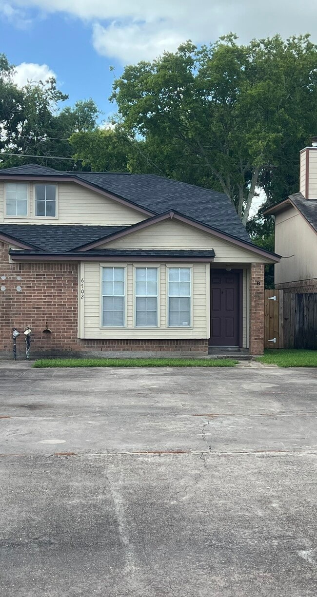 Photo - 6702 Tamar Dr