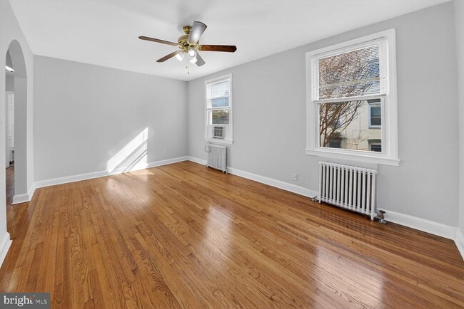 Photo - 4701 Ravenswood Rd Unit 14