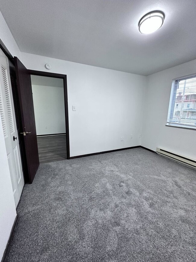 1 Bedroom 1 Bathroom located in the heart ... - 1 Bedroom 1 Bathroom located in the heart ... Apartment Unit Jefferson Trace 7-38