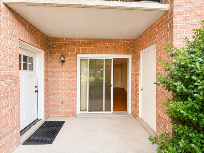 Photo - 18334 Streamside Dr Unit Streamside