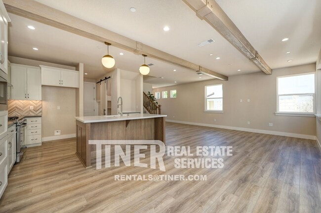 Photo - 8943 Fair Oaks Blvd