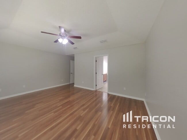 Photo - 495 Apple Creek Dr