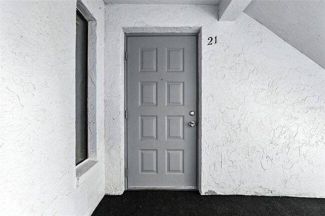 Photo - 8201 Sun Spring Cir Unit B1