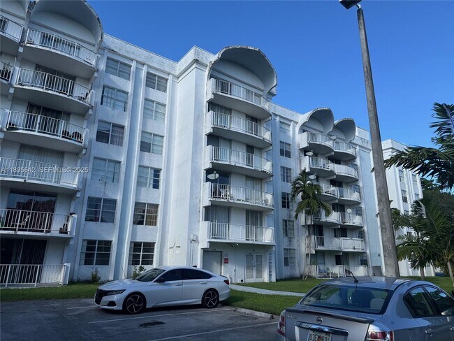 Building Photo - 494 NW 165th St Unit C-207