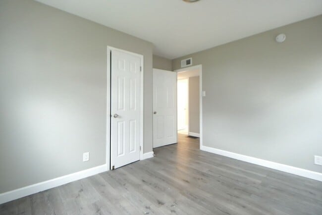 Photo - 4089 Polk St