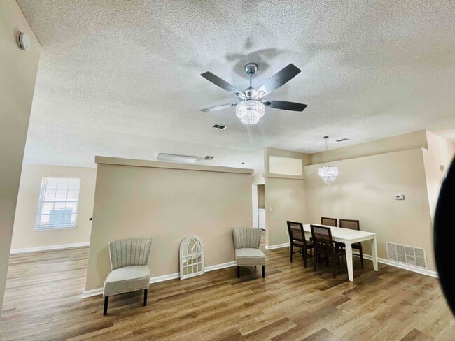 Photo - 4636 Sunbeam Station Ct