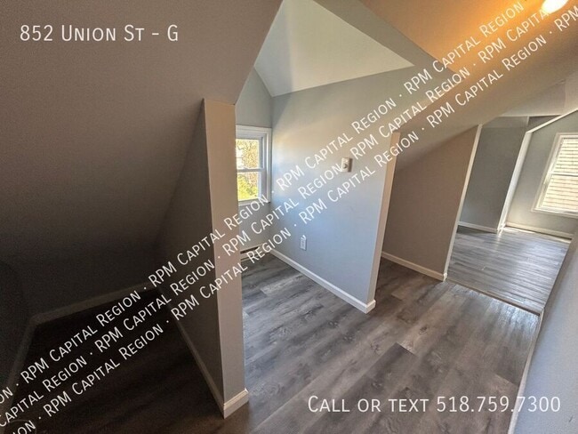 Photo - 852 Union St Unit G