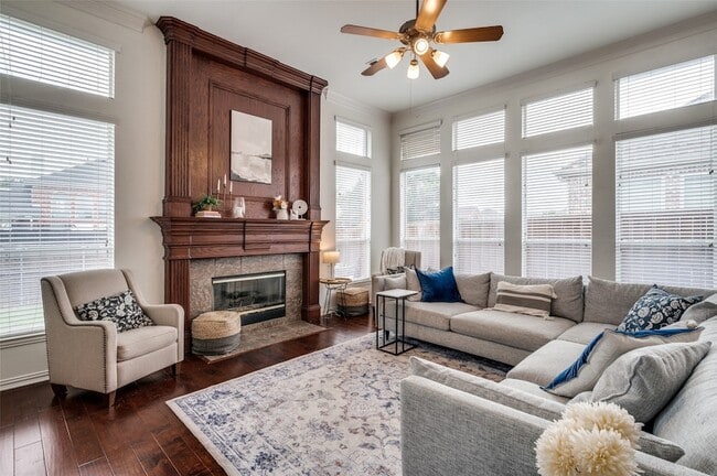 Photo - 3523 Lincoln Dr