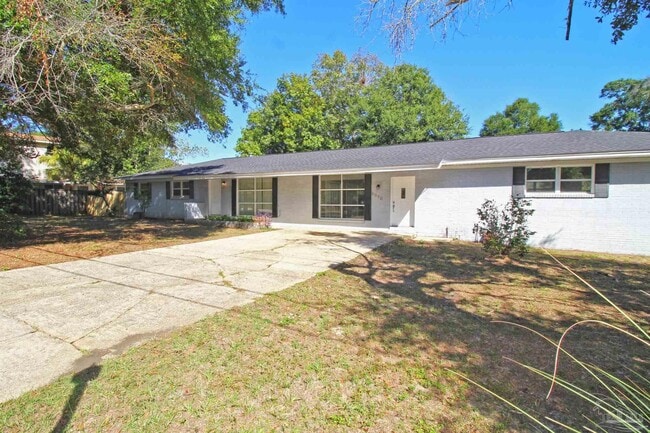 Photo - 4810 Creighton Rd
