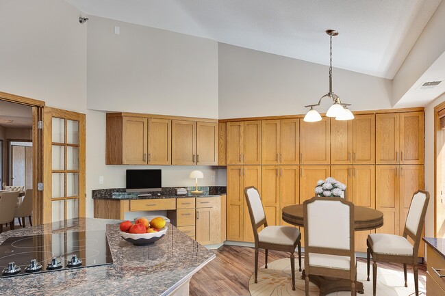 Crosby Pointe Apartments