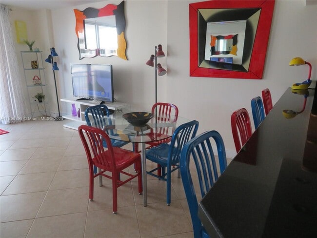 Photo - 345 Ocean Dr Unidad 320