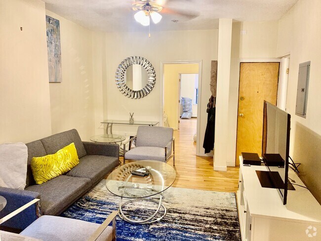 Building Photo - 47 N Margin St Unit APT3