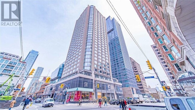 Photo - 155 Yorkville Ave Unité 1113