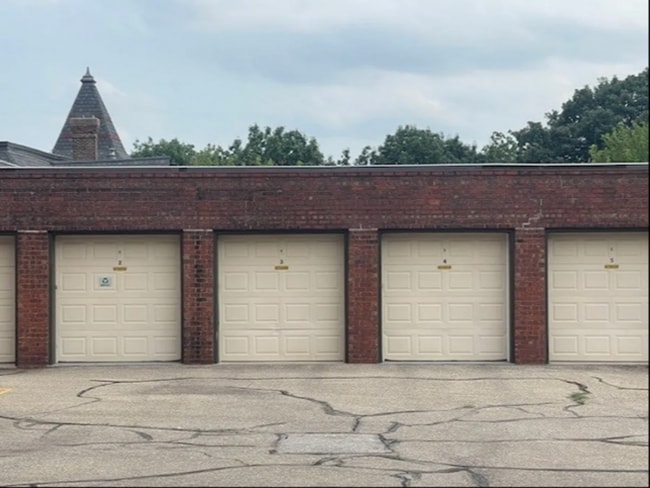 Photo - The Brady Apartments